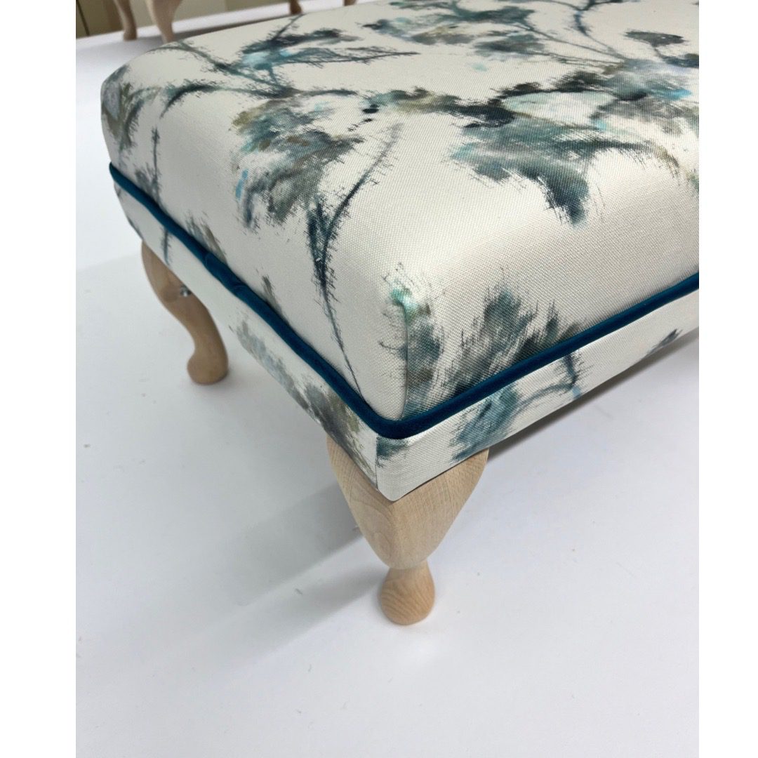 Piped footstool course | The Cotswold Sewing School